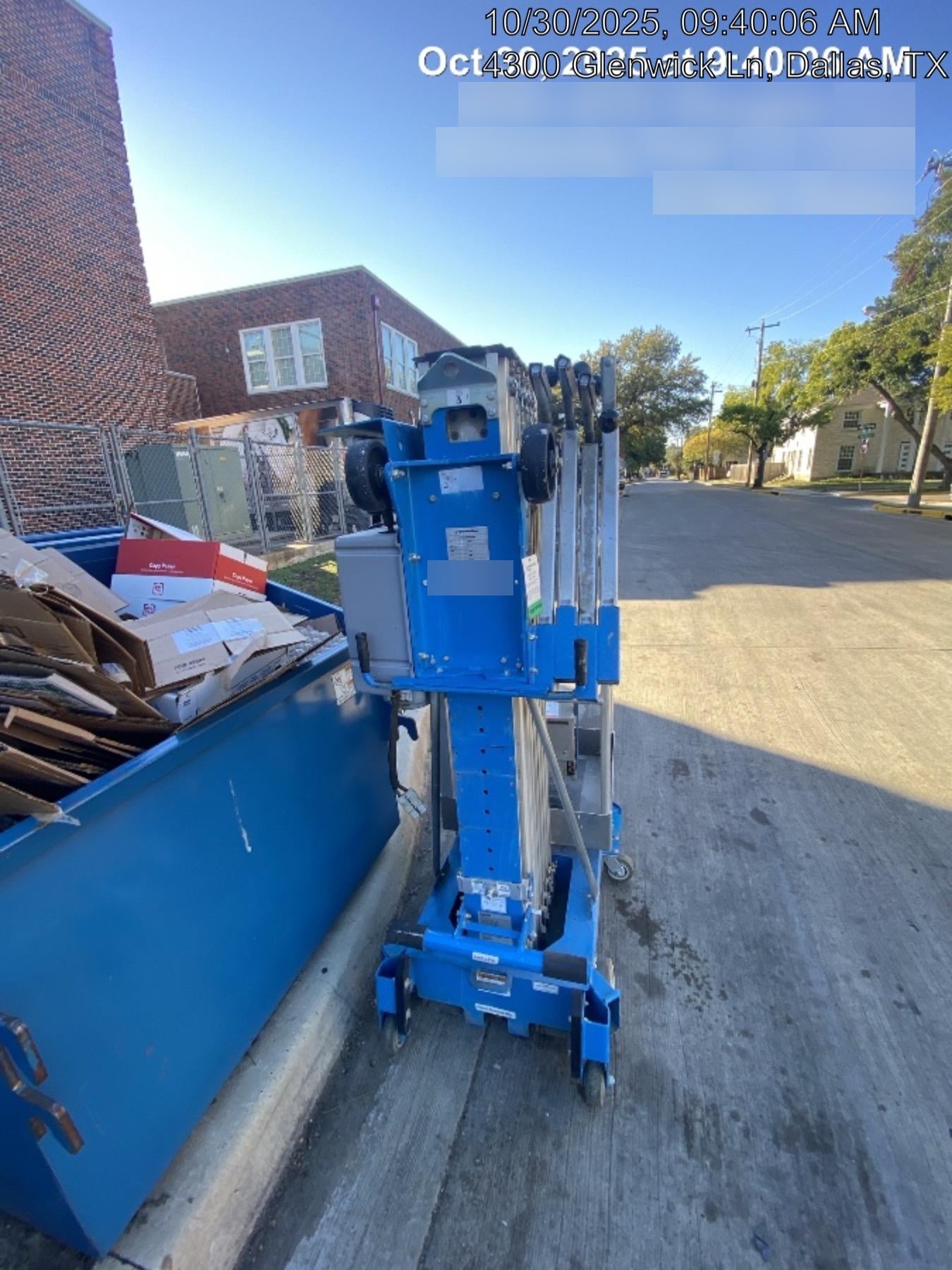 2019 GENIE AWP-30S