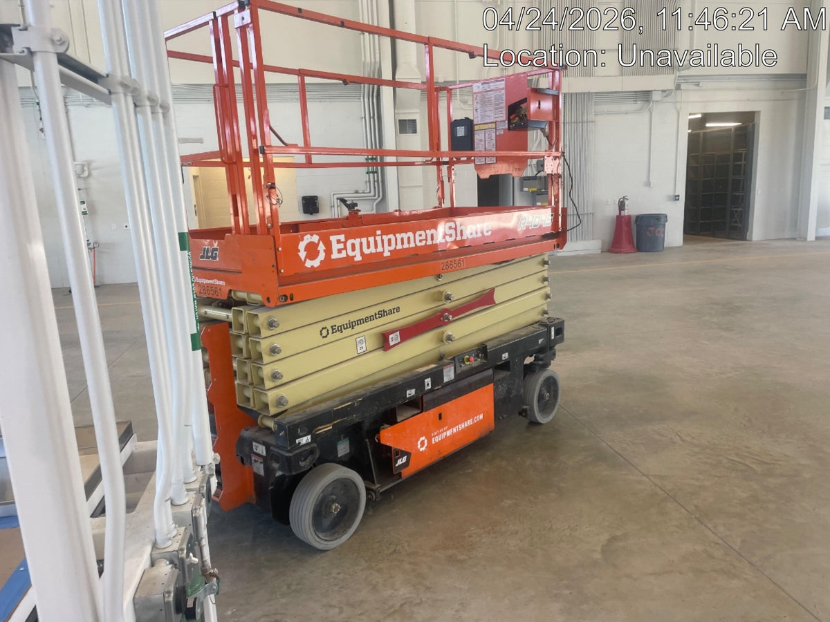2022 JLG R4045