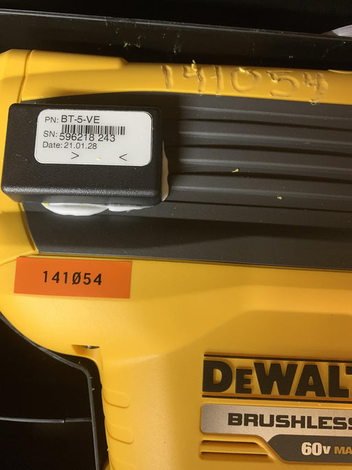 2021 DEWALT DCH614X2