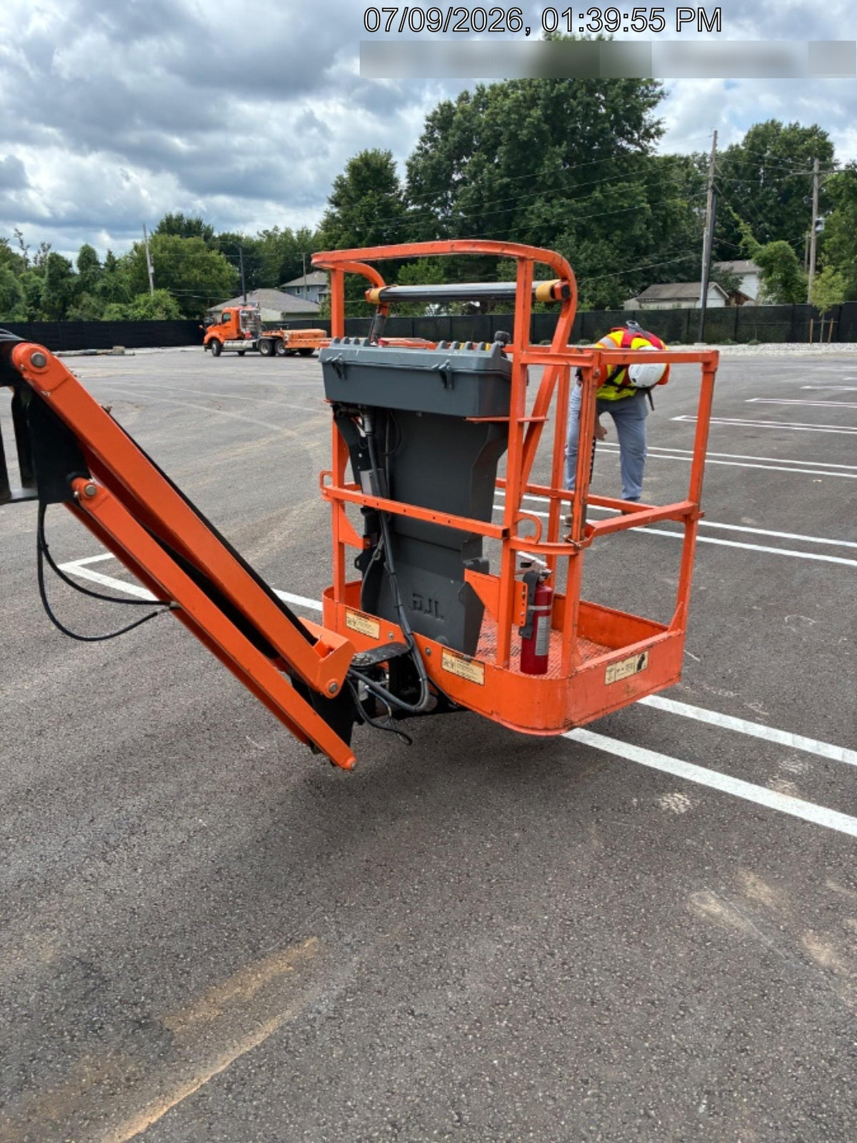 2019 JLG E400AJPN