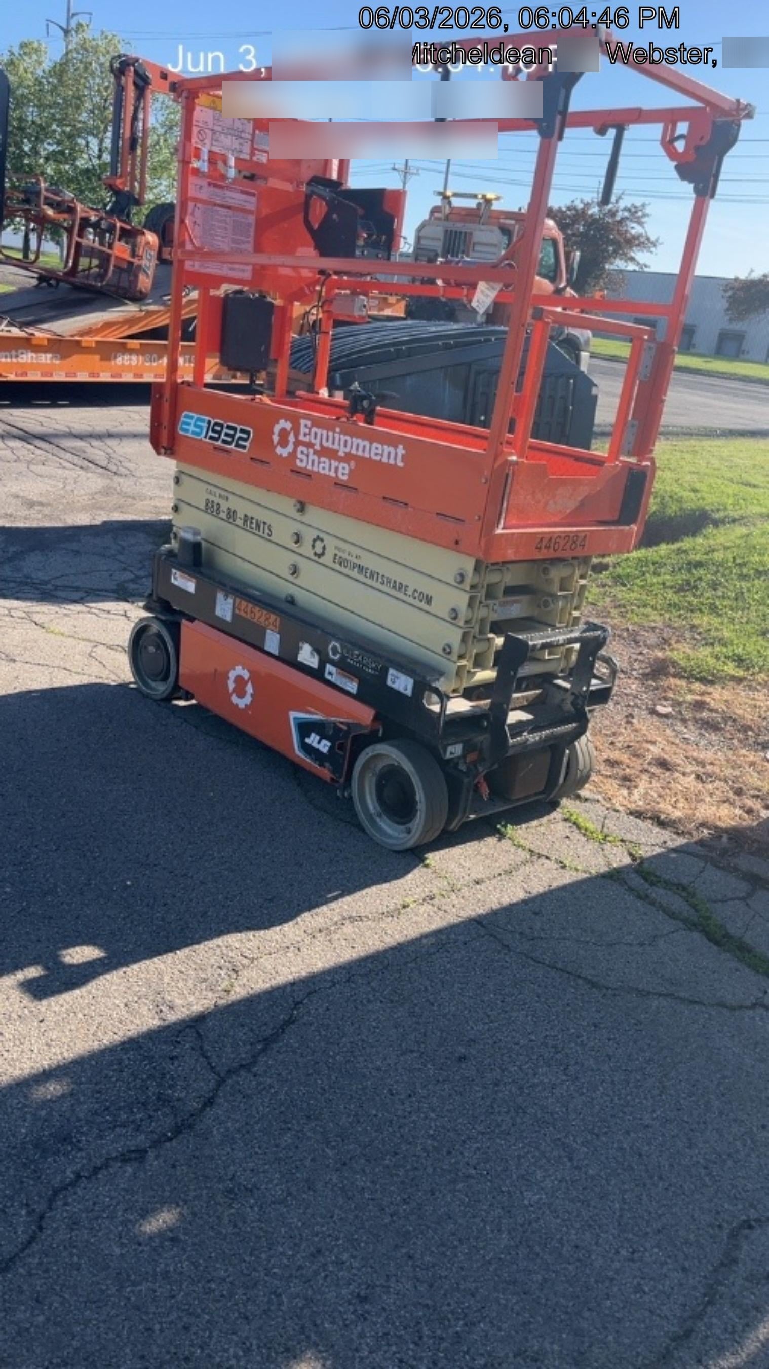 2024 JLG ES1932