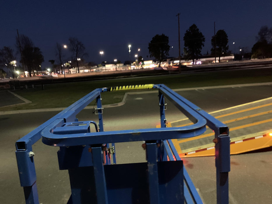 2020 Genie GS-1930 Solid Non Marking Tires, Beacon, Folding rails with half height swing gate, 800W Inverter