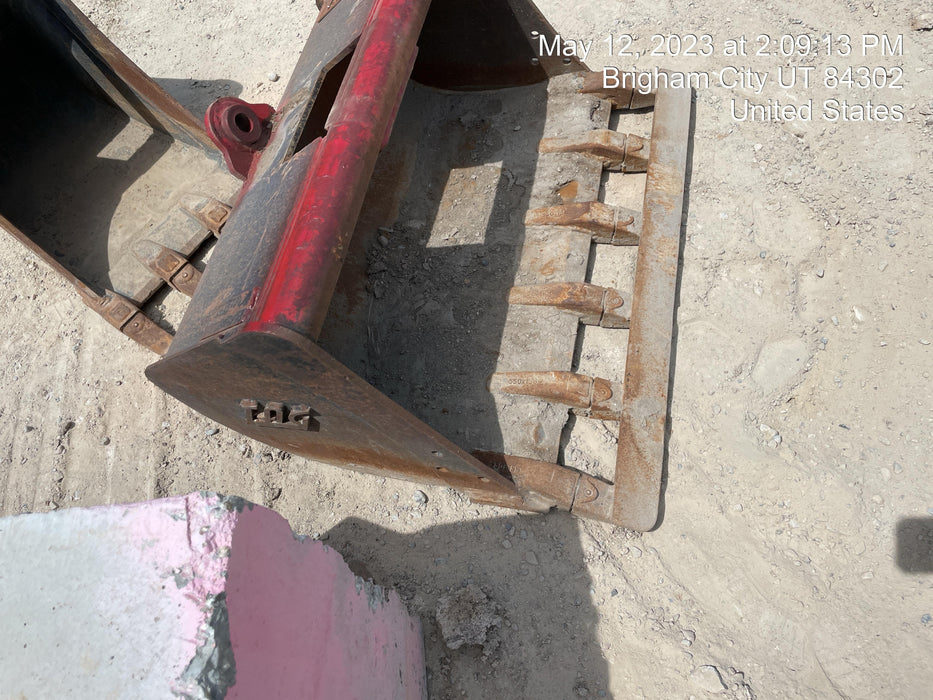 2020 TAG MANUFACTURING 36" HD QCB27 Bucket