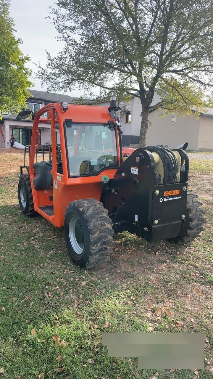 2023 JLG G5-18A