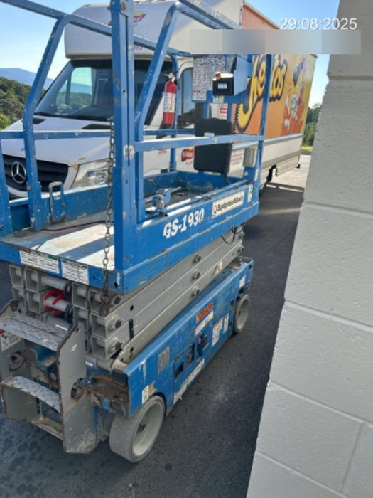 2020 Genie GS-1930 Fixed rails with chain entry gate - Pre A92.20