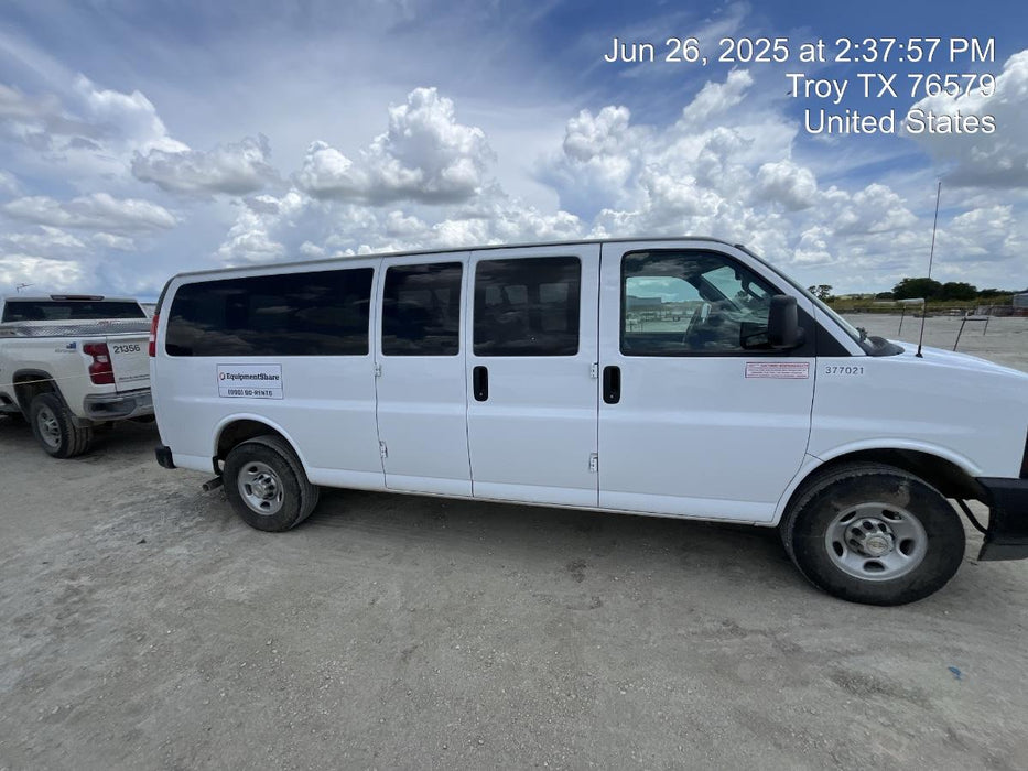 2023 CHEVROLET Express Van - Rental