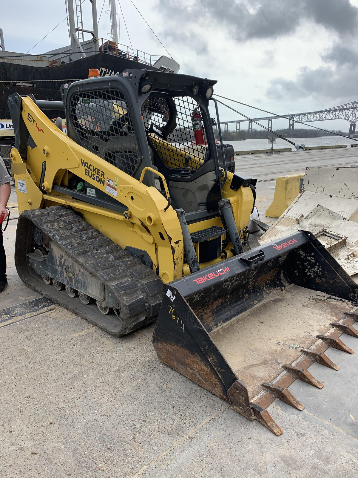 Wacker Neuson ST45 Wacker Neuson ST45 10K Tracked Skid Loader, Canopy, ISO, Bucket Leveling, 84" Bucket w/ Smooth bolt on edge