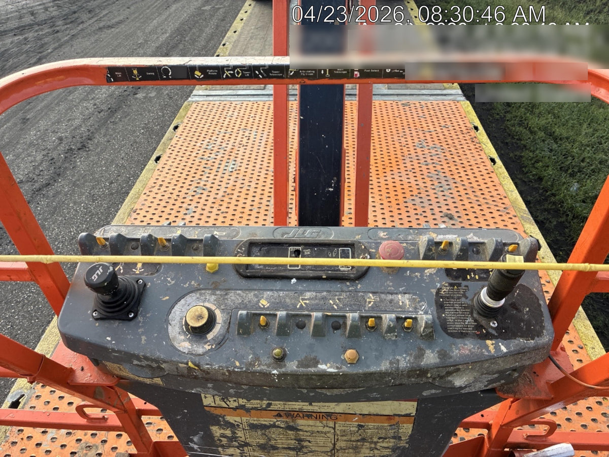 2019 JLG 860SJ