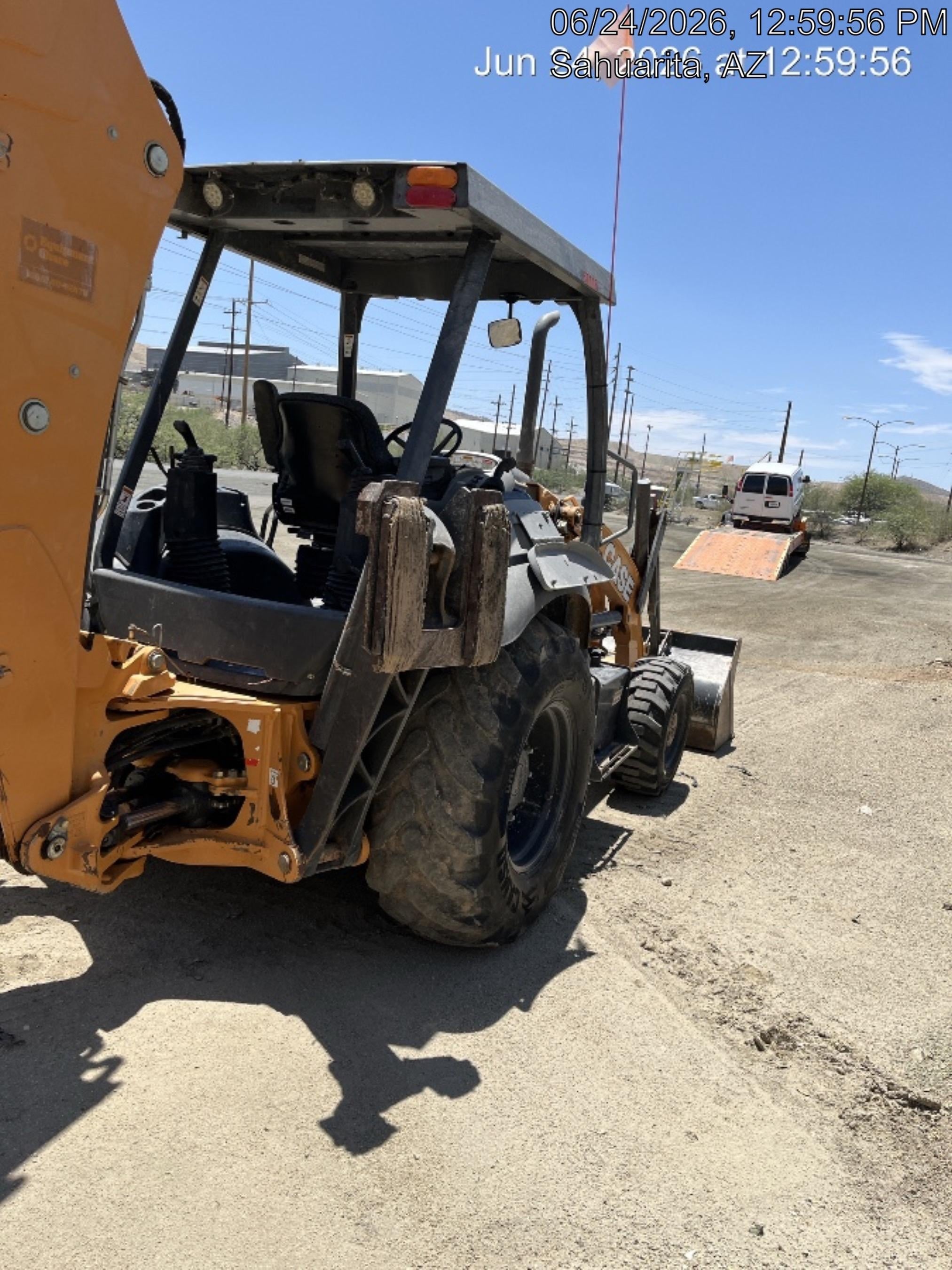 2020 CASE 580N EP - Extendable Backhoe