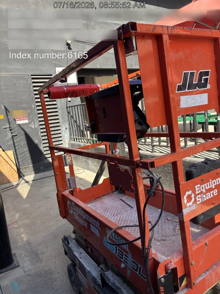 2022 JLG ES1330L
