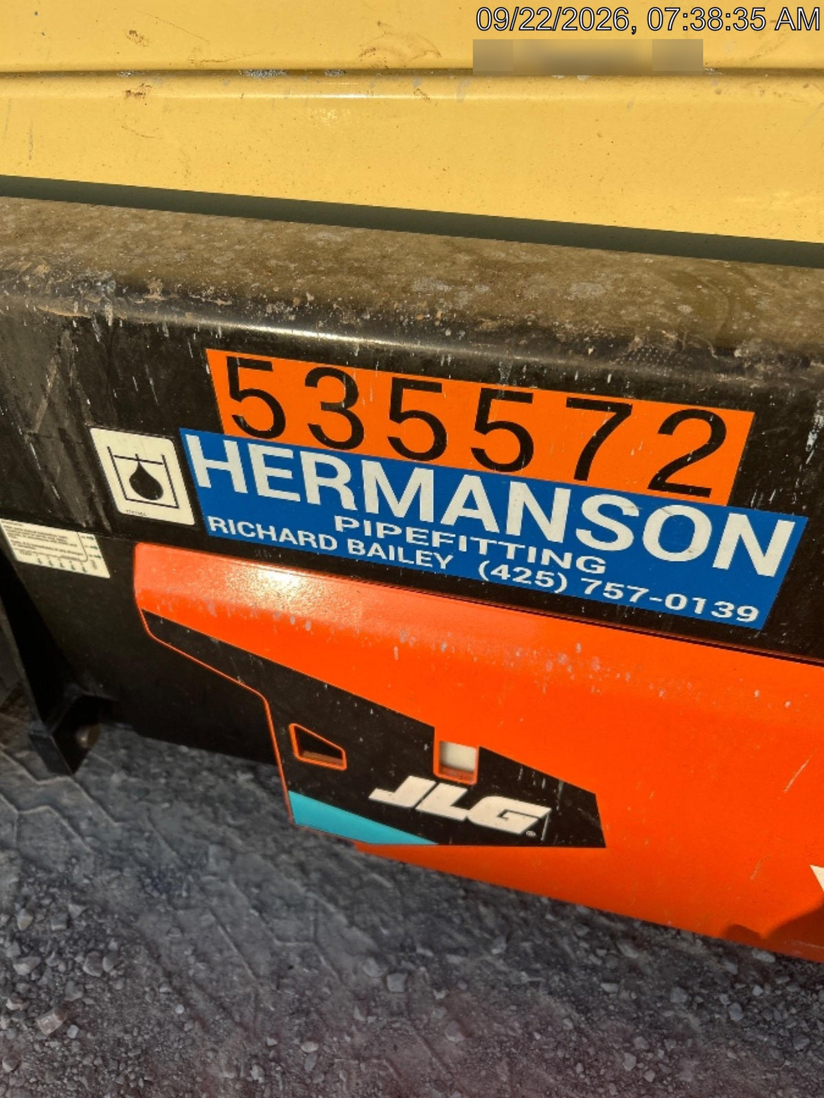 2025 JLG ES3246
