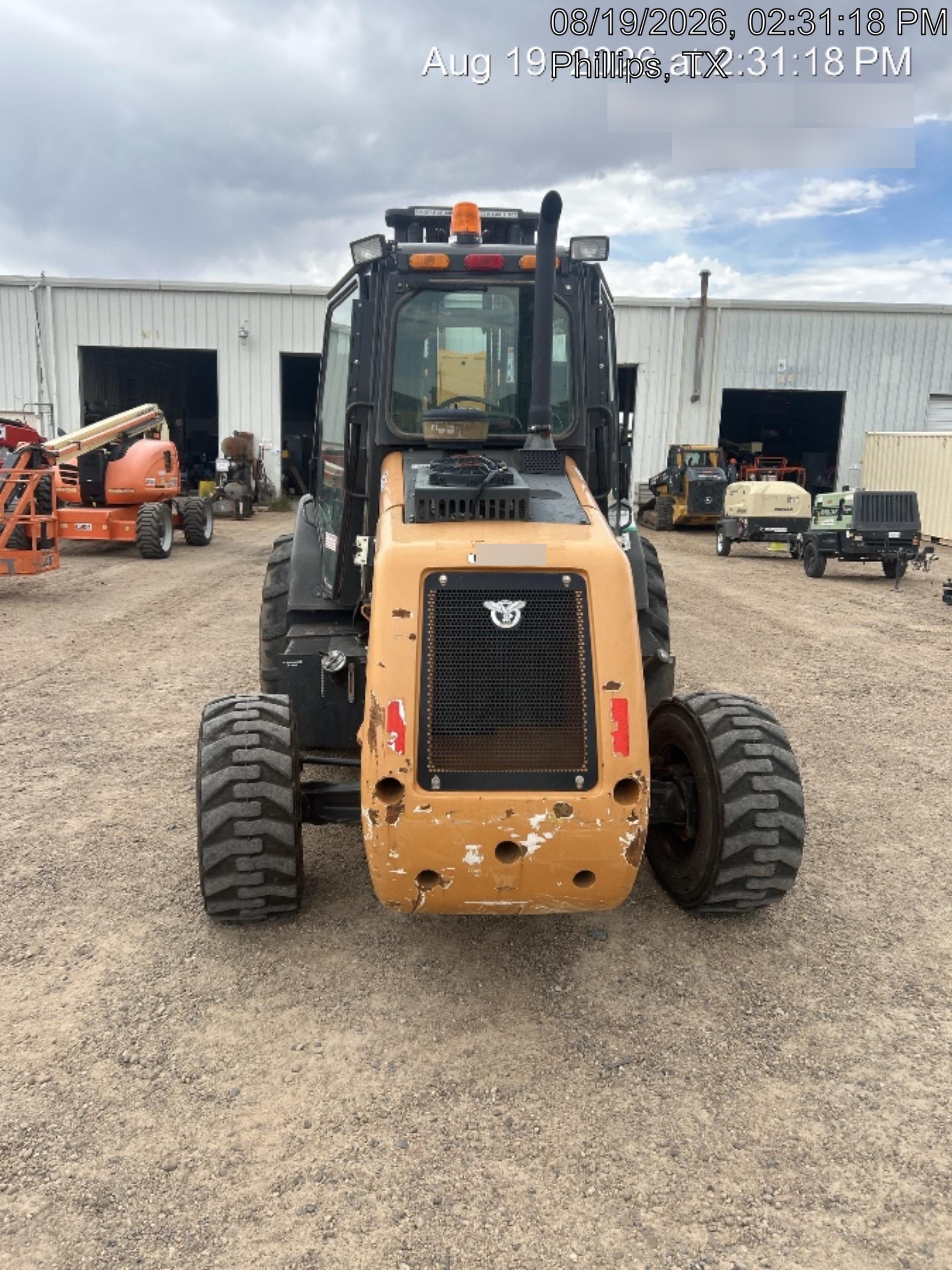 2021 CASE 588H