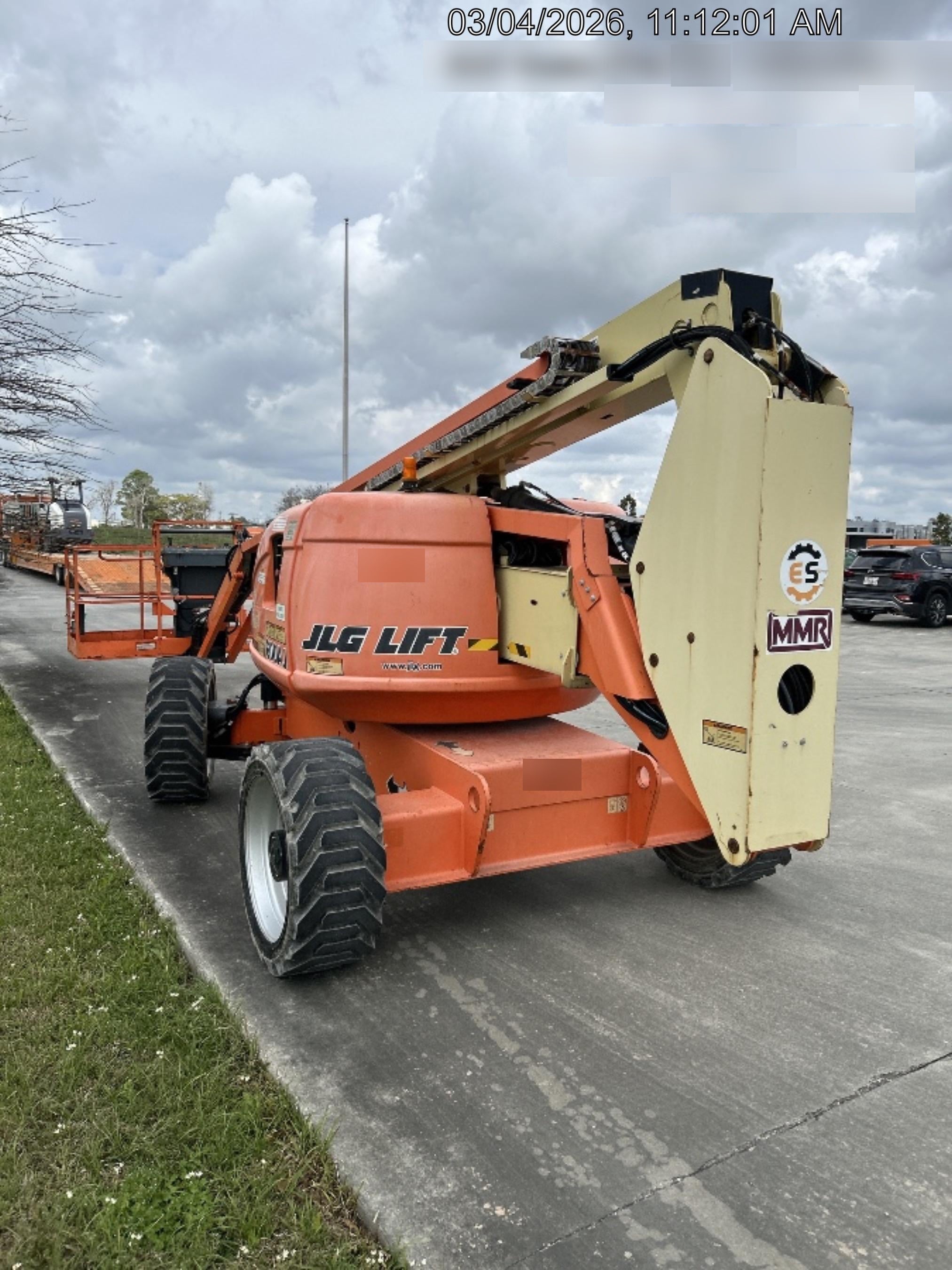 2019 JLG 600AJ
