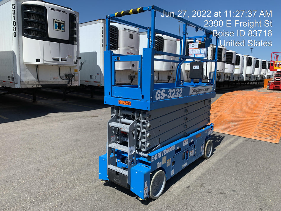 2022 GENIE GS-3232