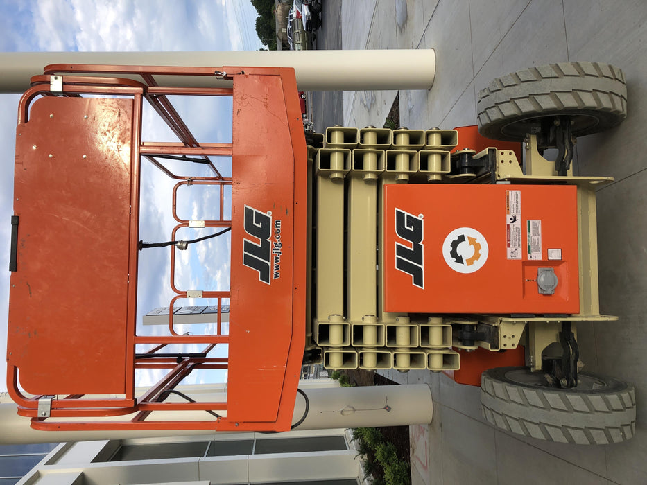 2019 JLG 4069LE