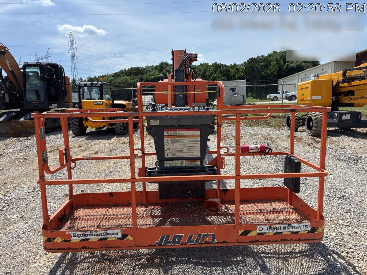 2022 JLG 860SJ