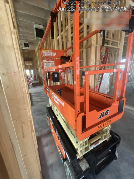 2025 JLG ES1932