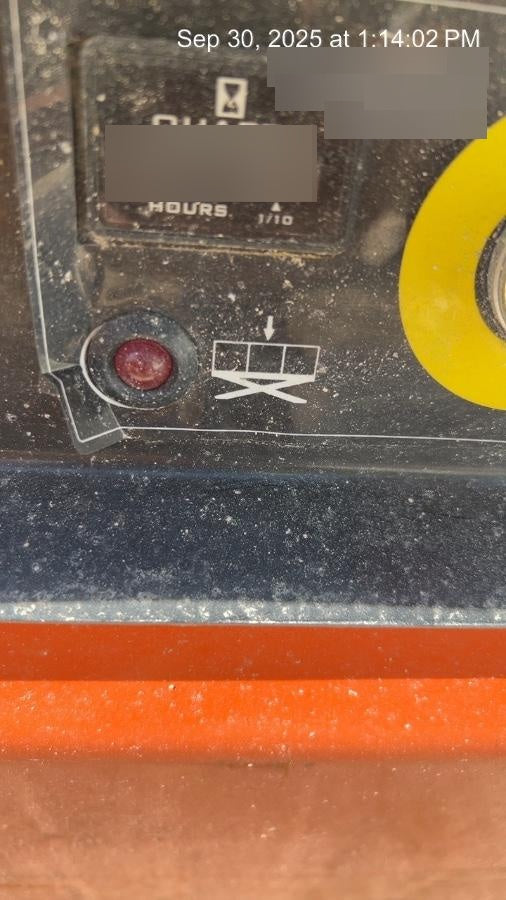 2023 JLG ES1932