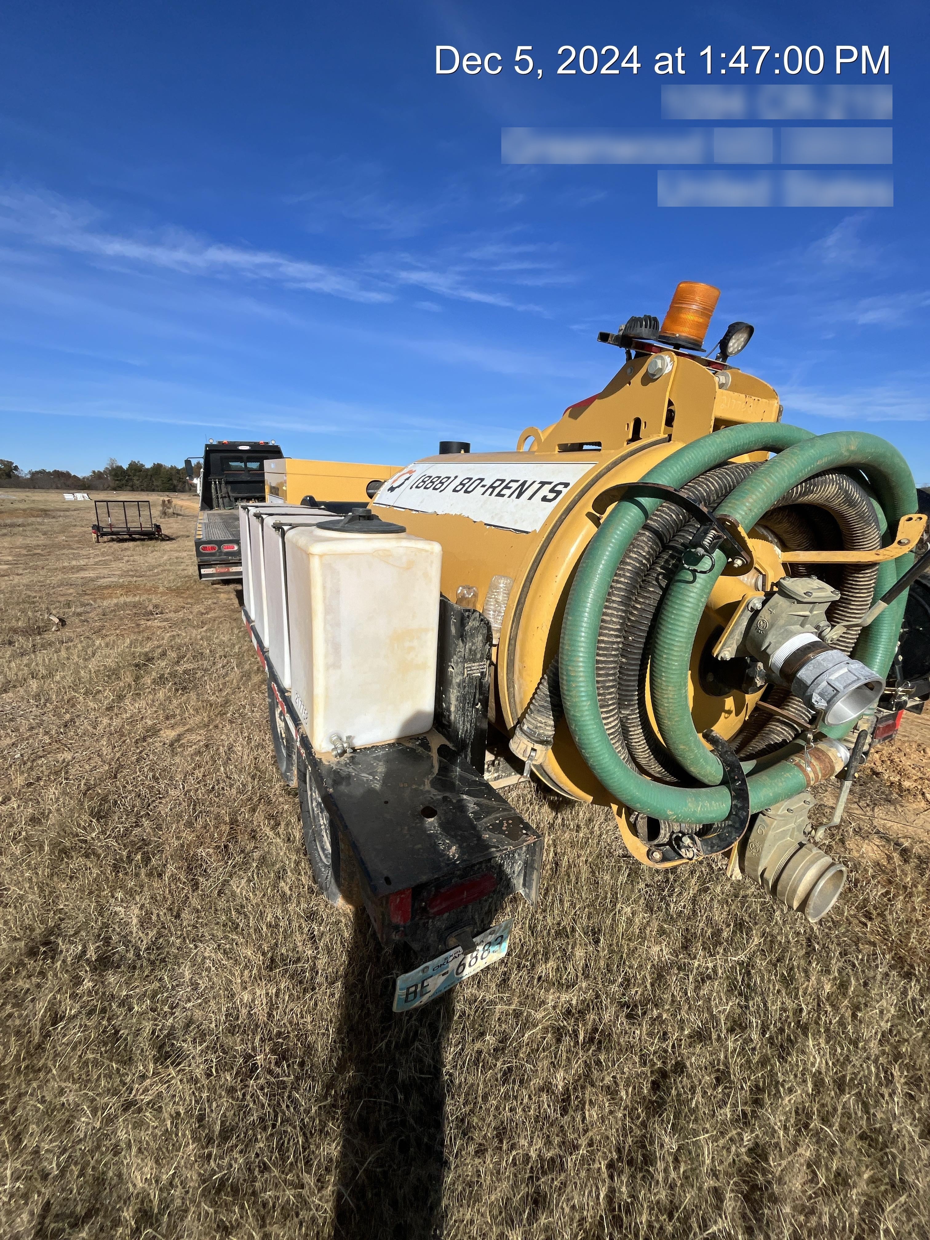 2022 VAC-TRON LP573XDT