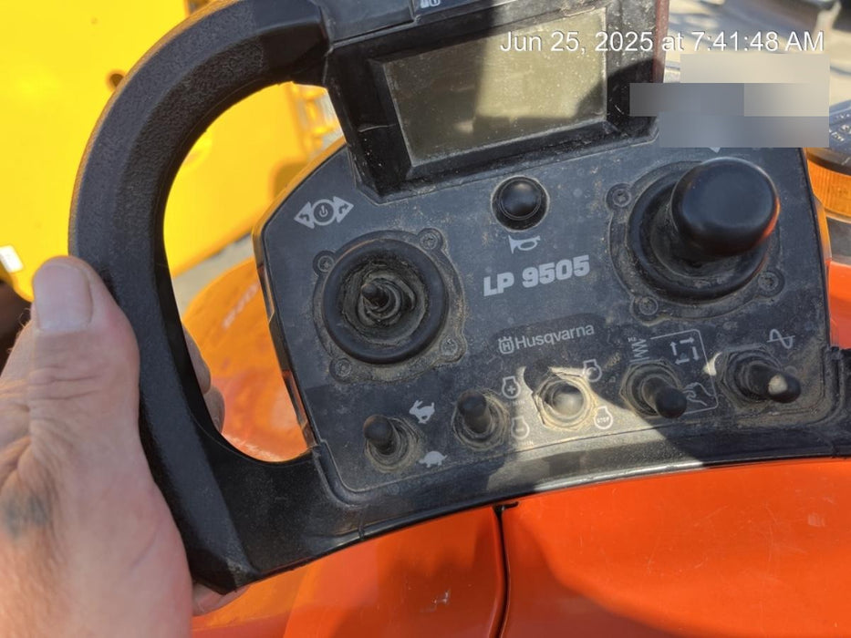 2021 HUSQVARNA LP9505