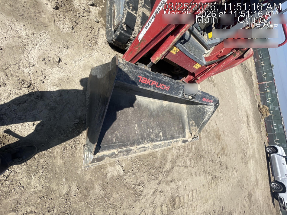 2025 TAKEUCHI 76" Smooth Bucket - Takeuchi