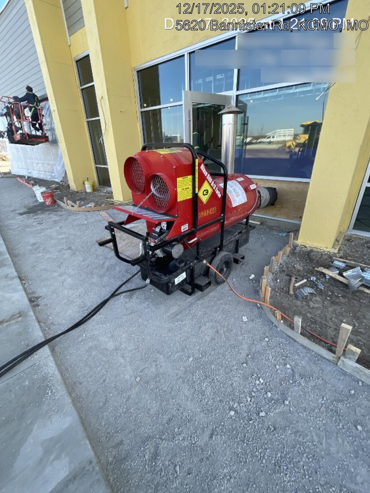 2025 CAMPO EB600D-RE1
