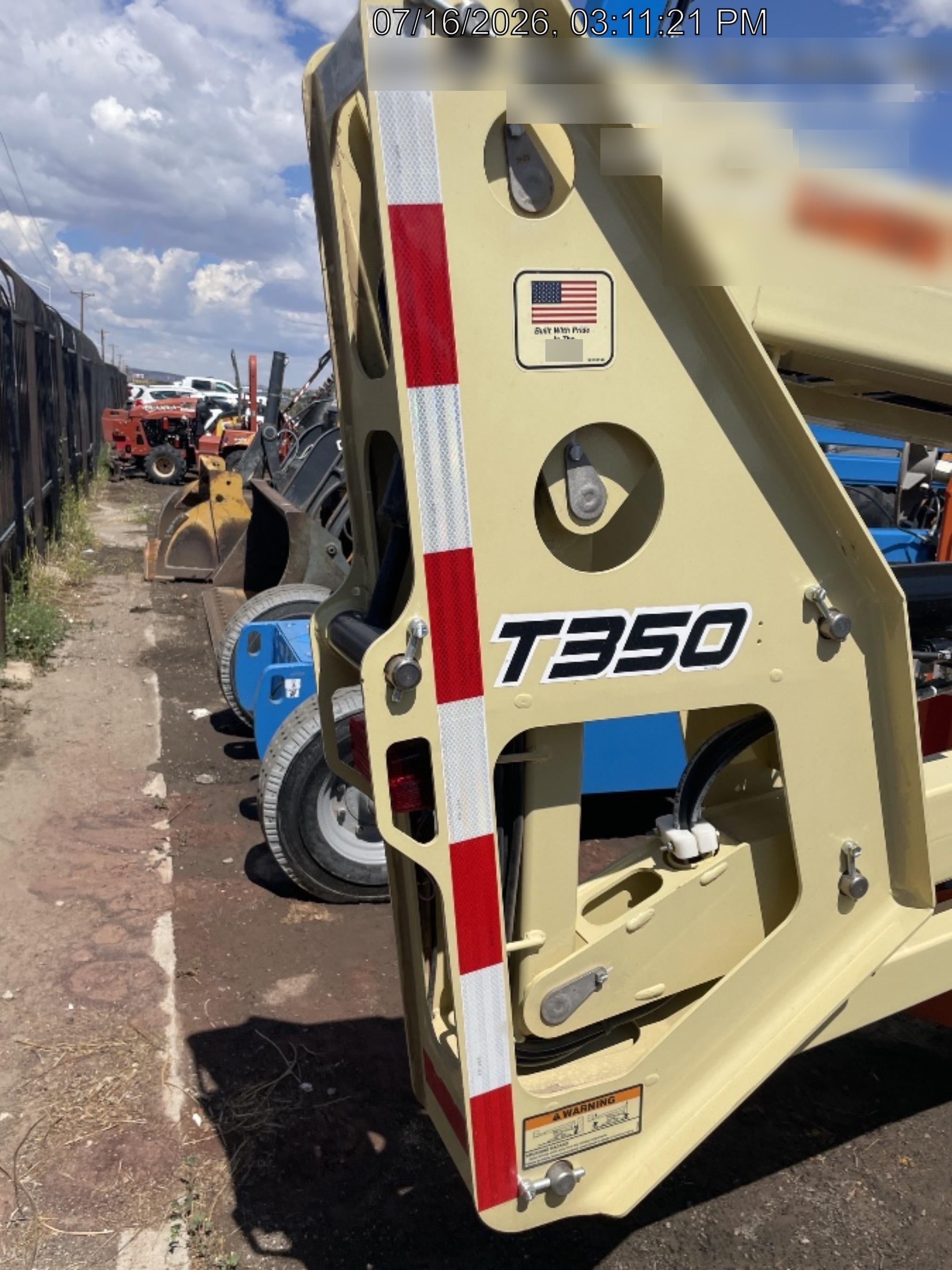 2022 JLG T350