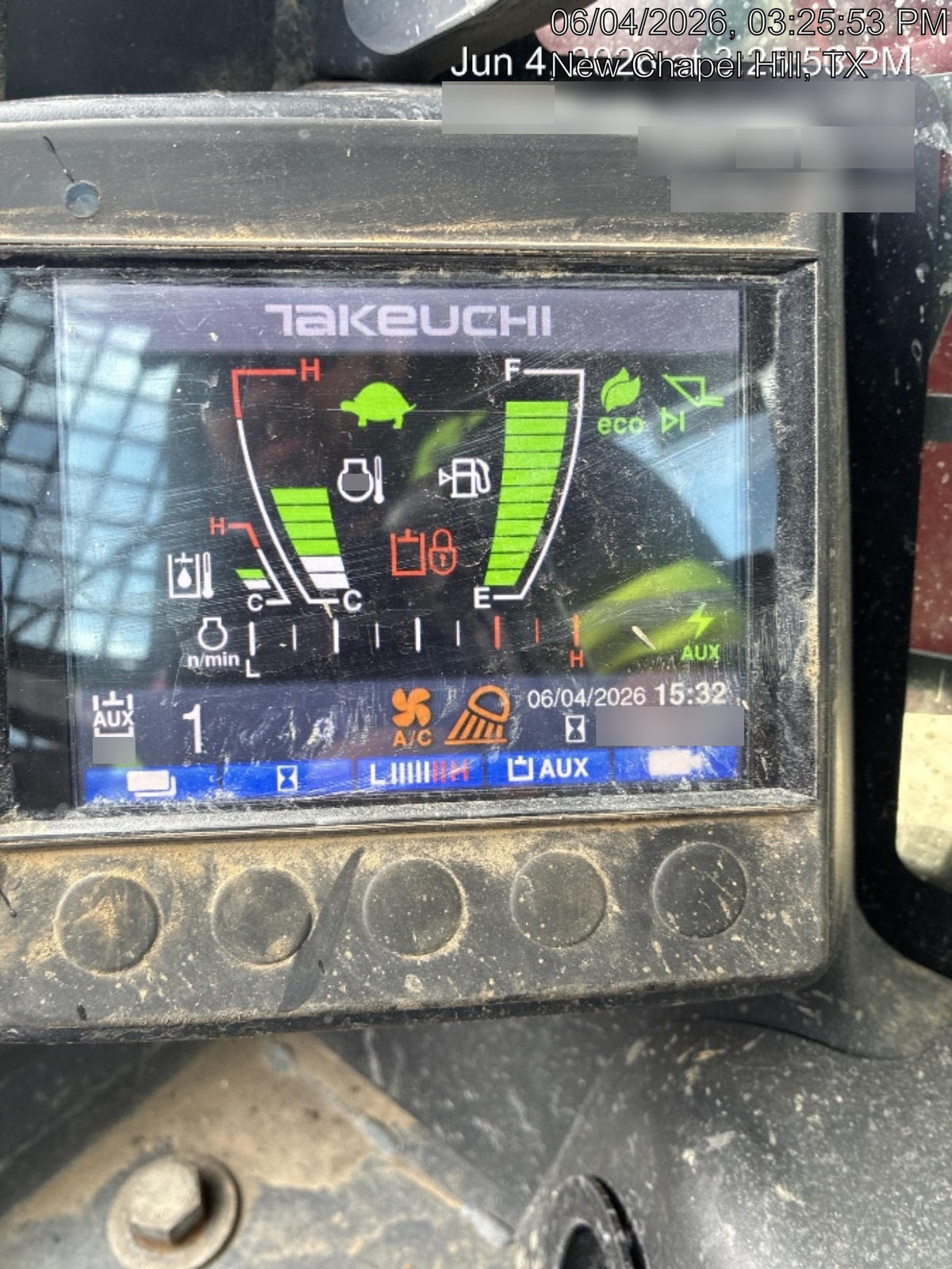 2023 TAKEUCHI TL10V2-CR
