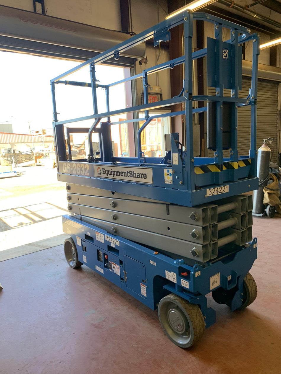 2023 GENIE GS-2632