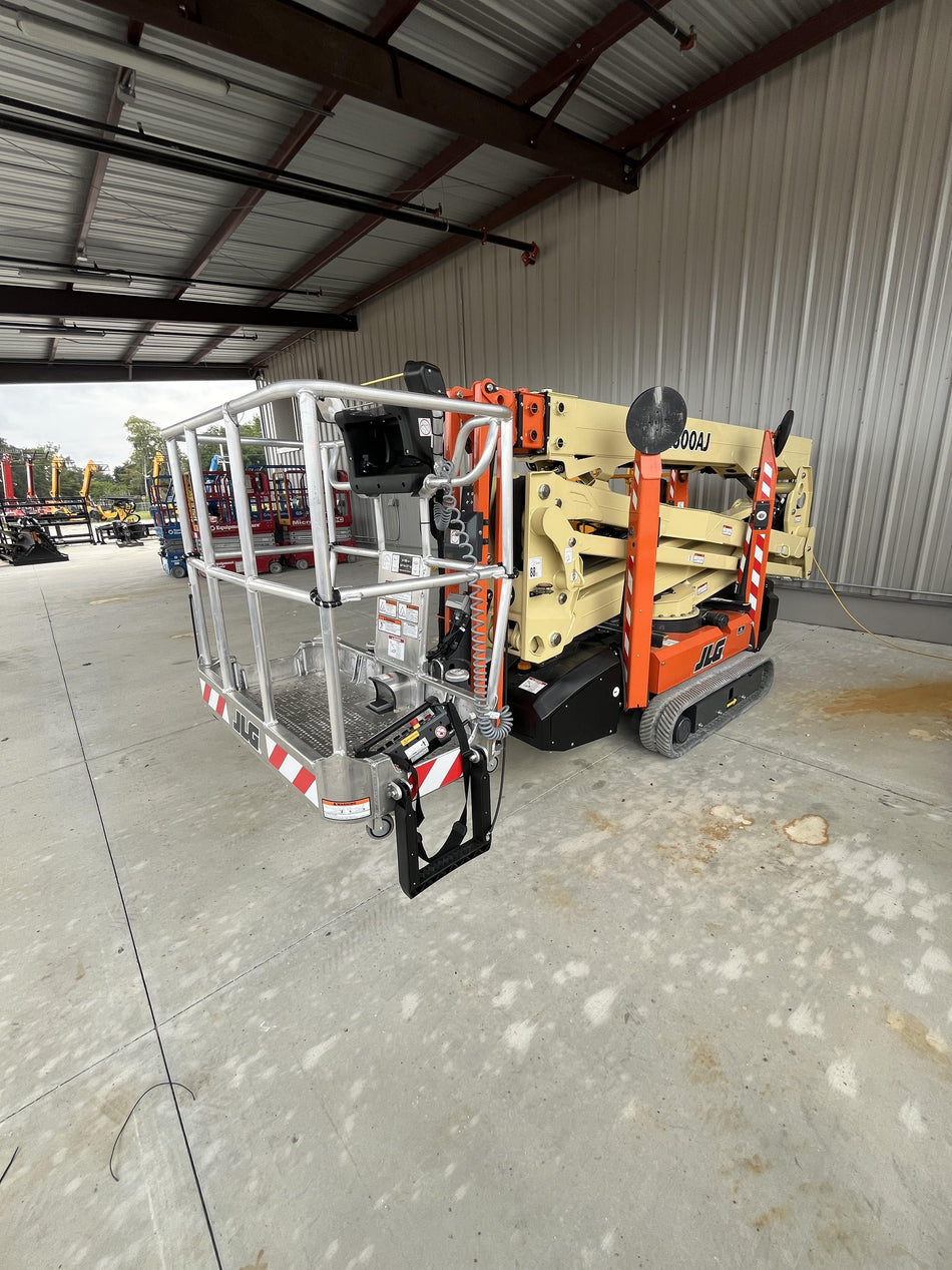 2026 JLG X600AJ