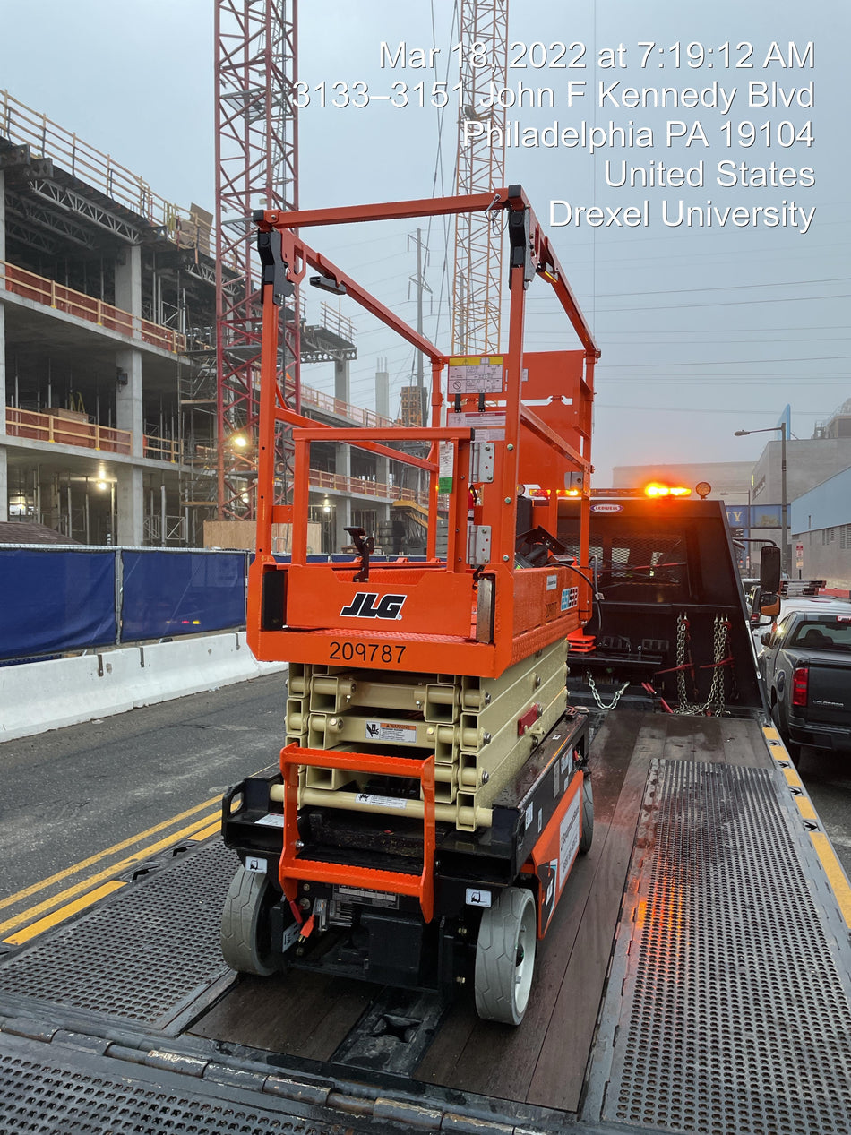 2022 JLG ES1932