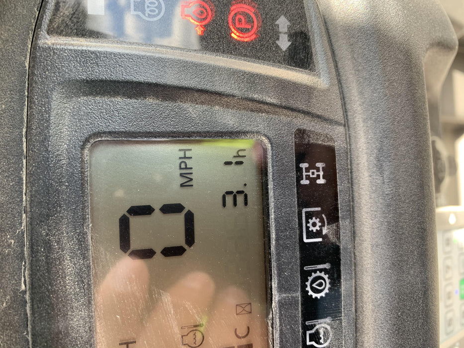 2020 Kubota RTV-X1140W-H 4WD utility cart -LED strobe -Windshield tempered glass -Plastic canopy -Wire harness kit -Backup alarm