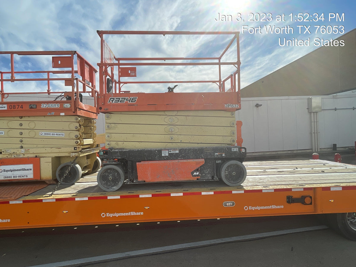 2022 JLG R3246