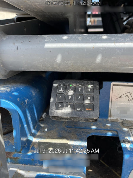 2023 GENIE GS-2632