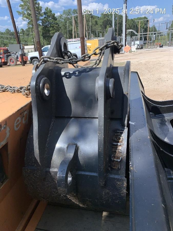 2025 LINK-BELT 24" Bucket - Link Belt