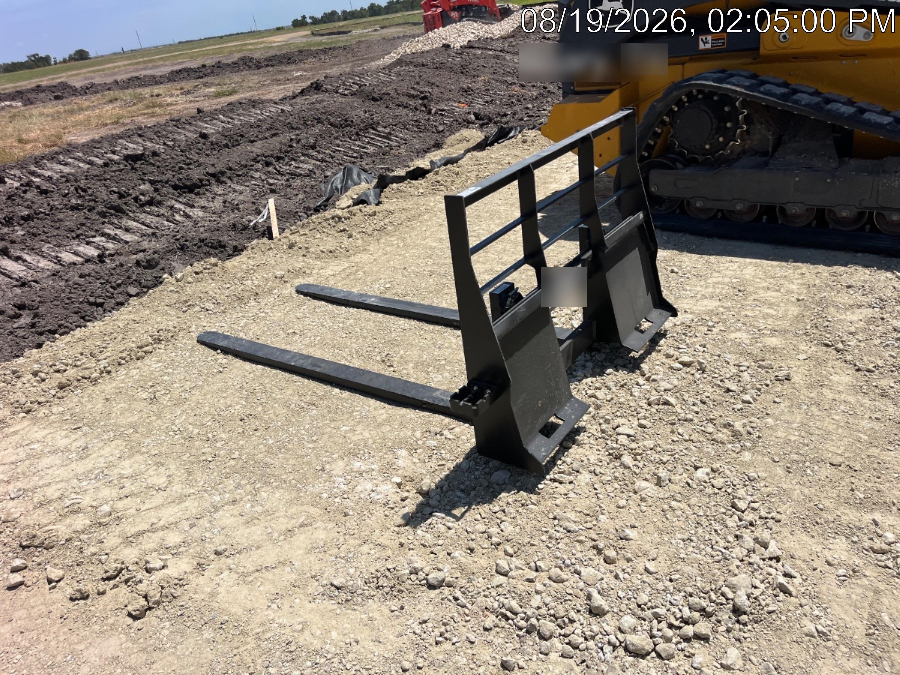 2026 ARROW MATERIAL HANDLING F5100CB - 72"