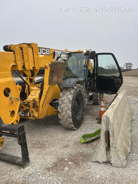 2022 JCB 512-56