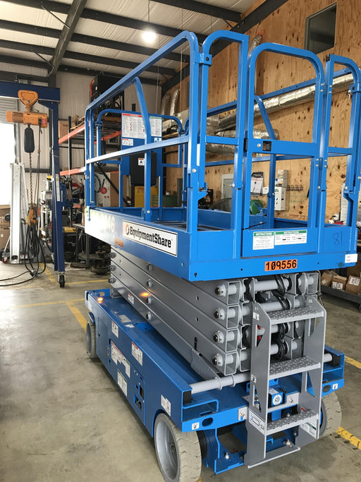 2020 Genie GS-3246 Standard, Folding full height swing gate