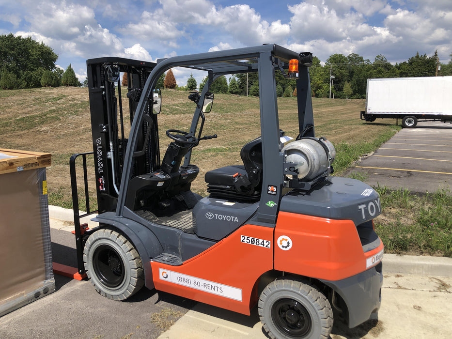 2022 TOYOTA 50-8FGU25