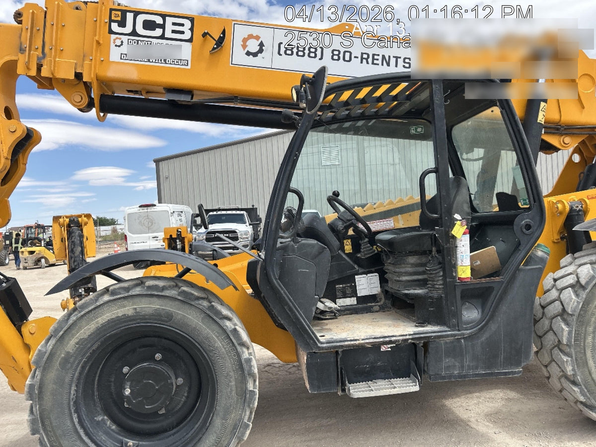 2021 JCB 512-56