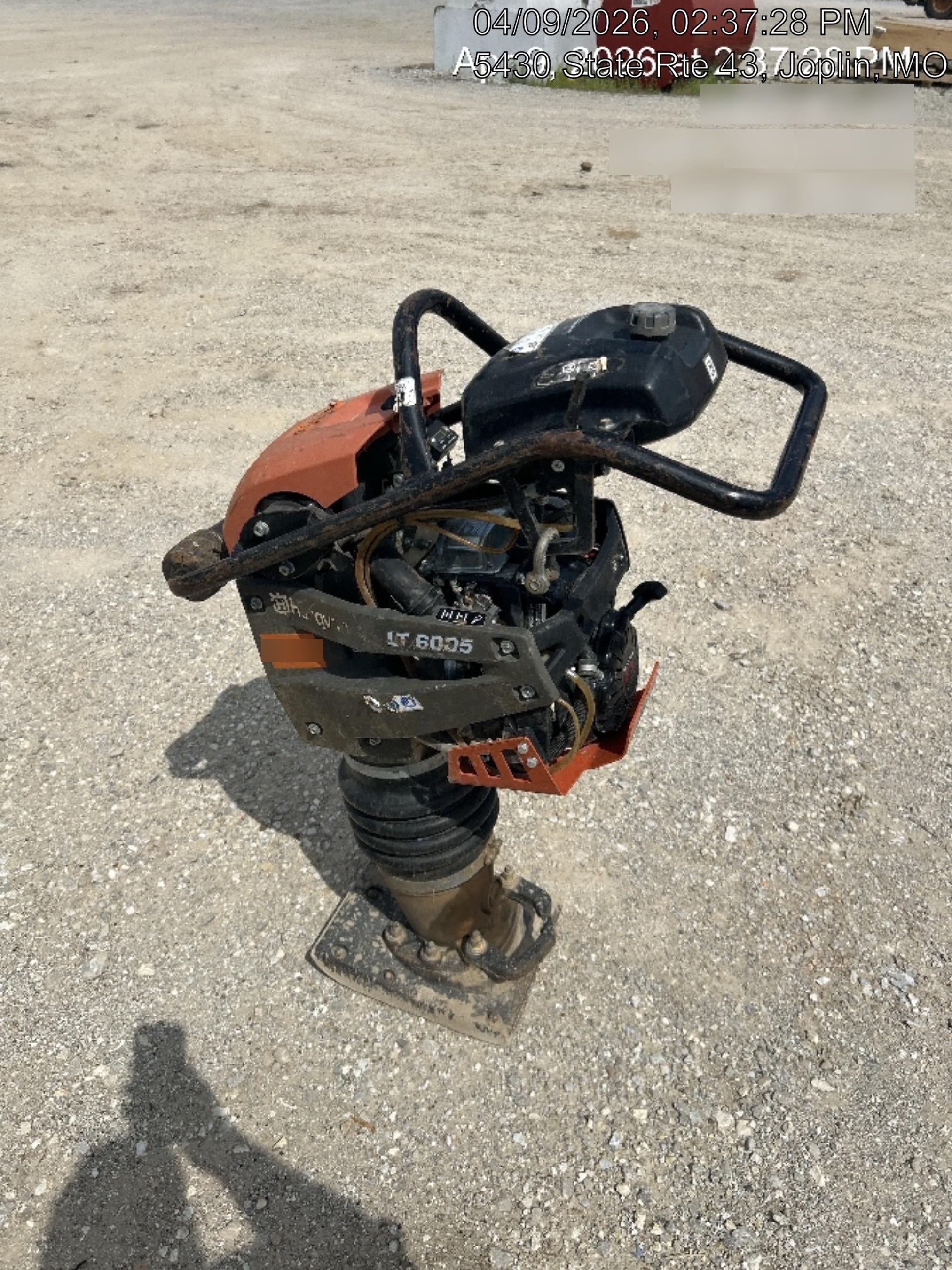 2024 HUSQVARNA LT6005