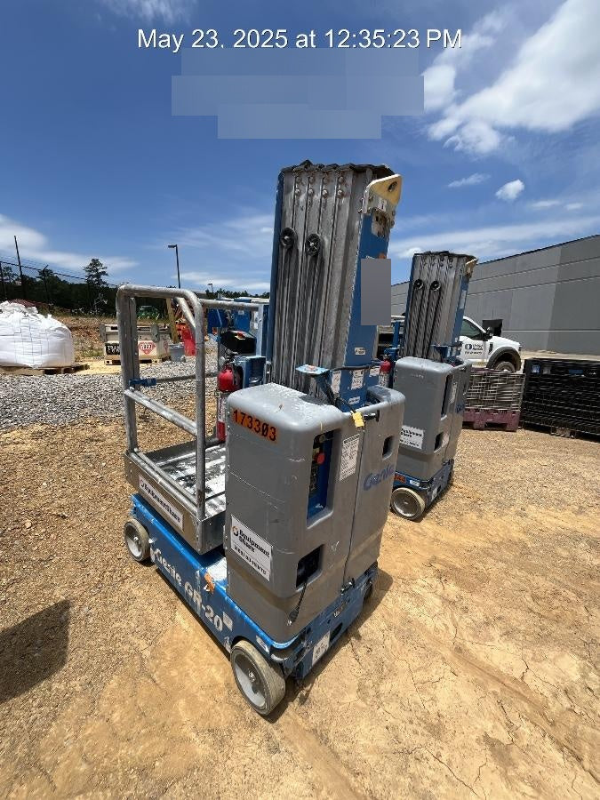 2021 GENIE GR-20