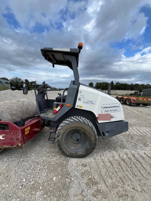 2020 DYNAPAC CA1400D