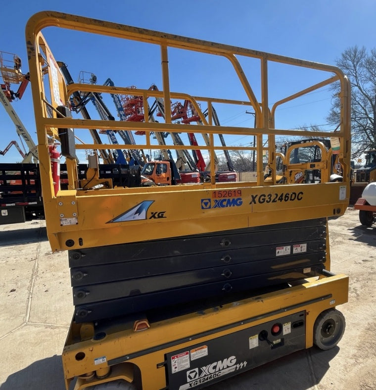 2021 XCMG XG3246DC
