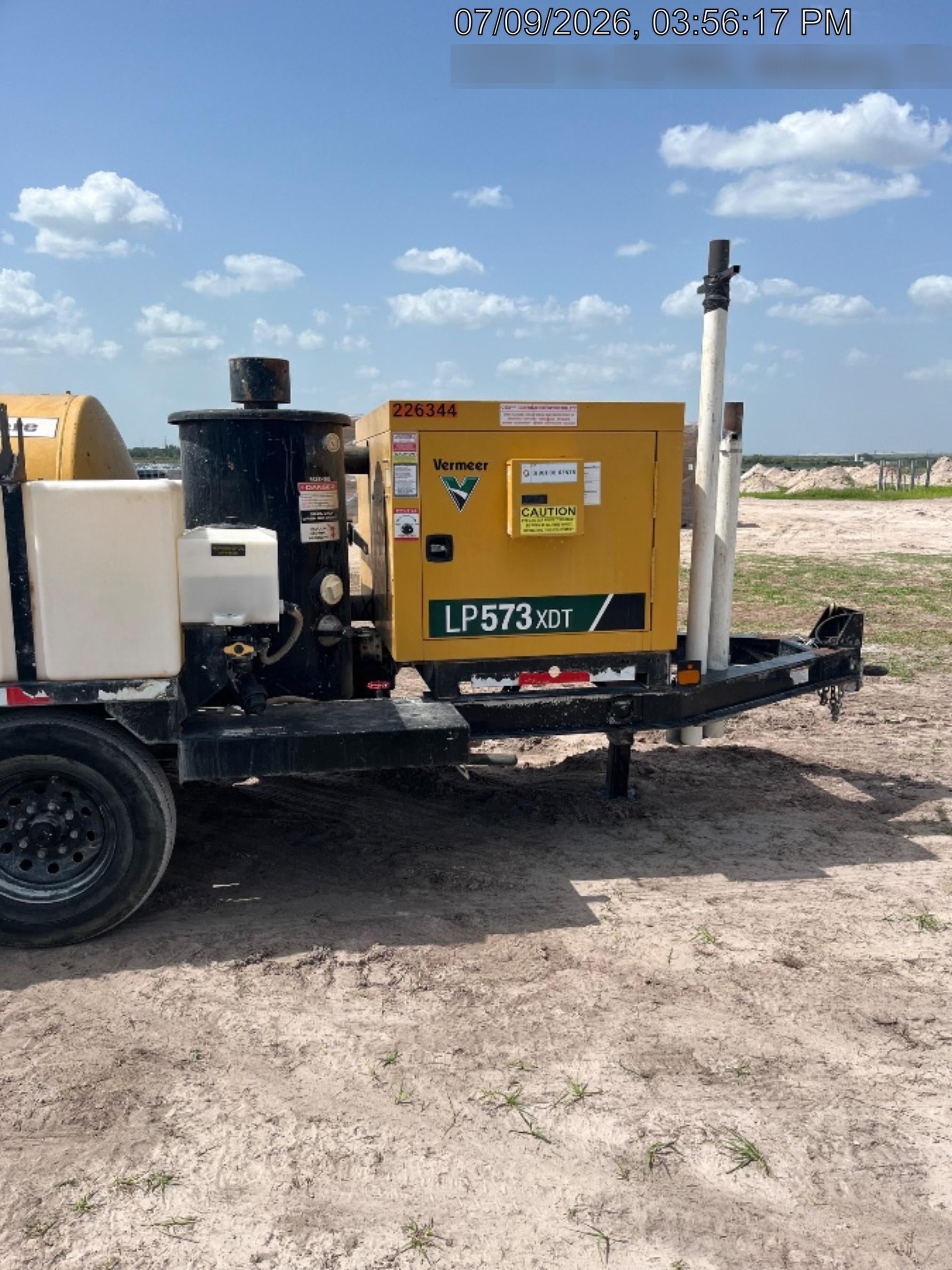 2022 VAC-TRON LP573XDT