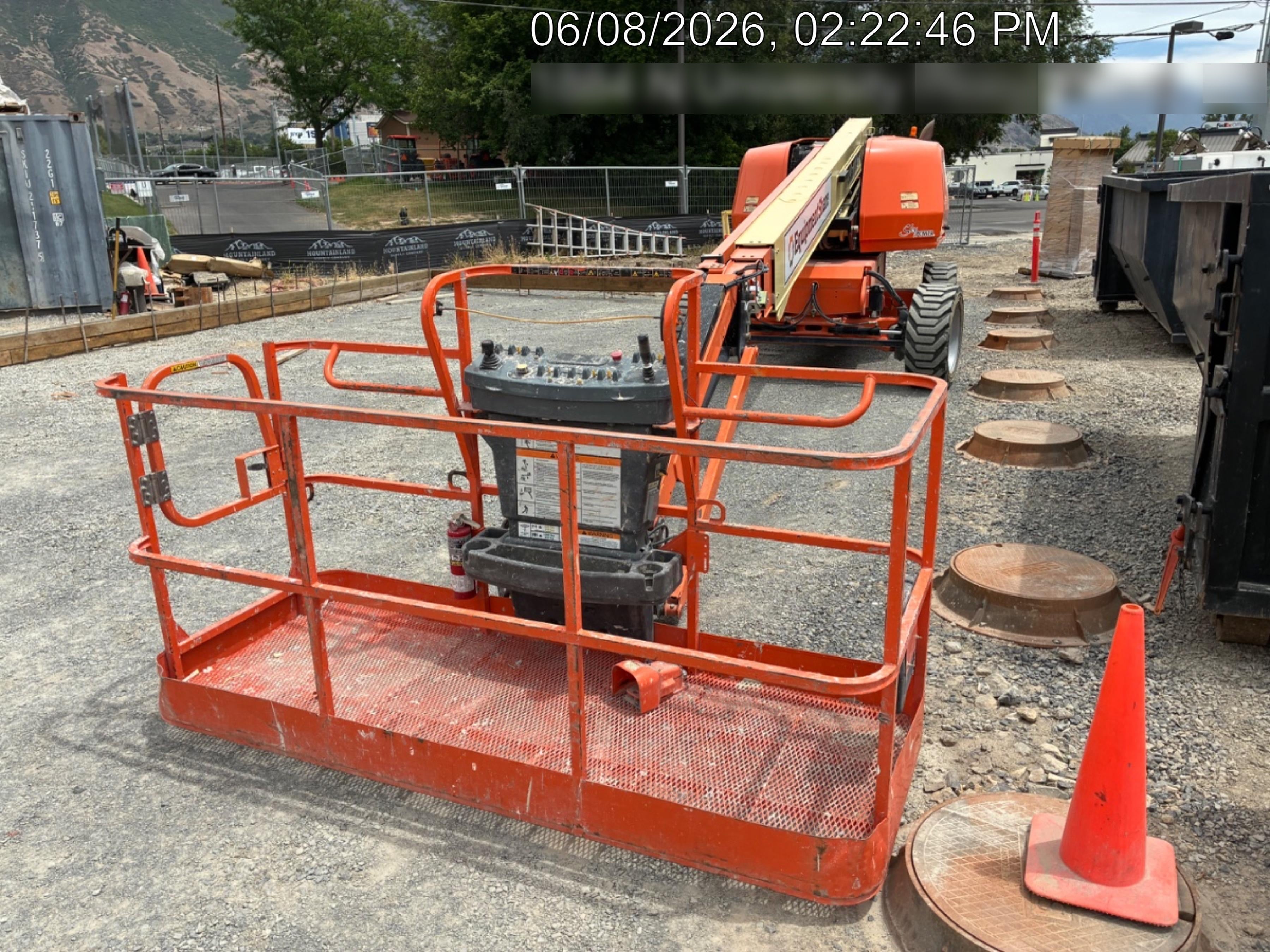 2019 JLG 660SJ