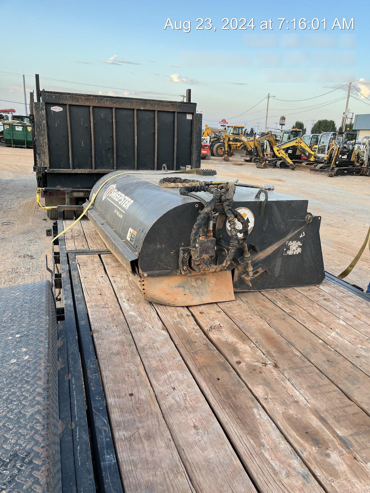 2019 PALADIN Sweepster SB72