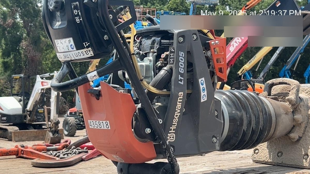 2024 HUSQVARNA LT6005