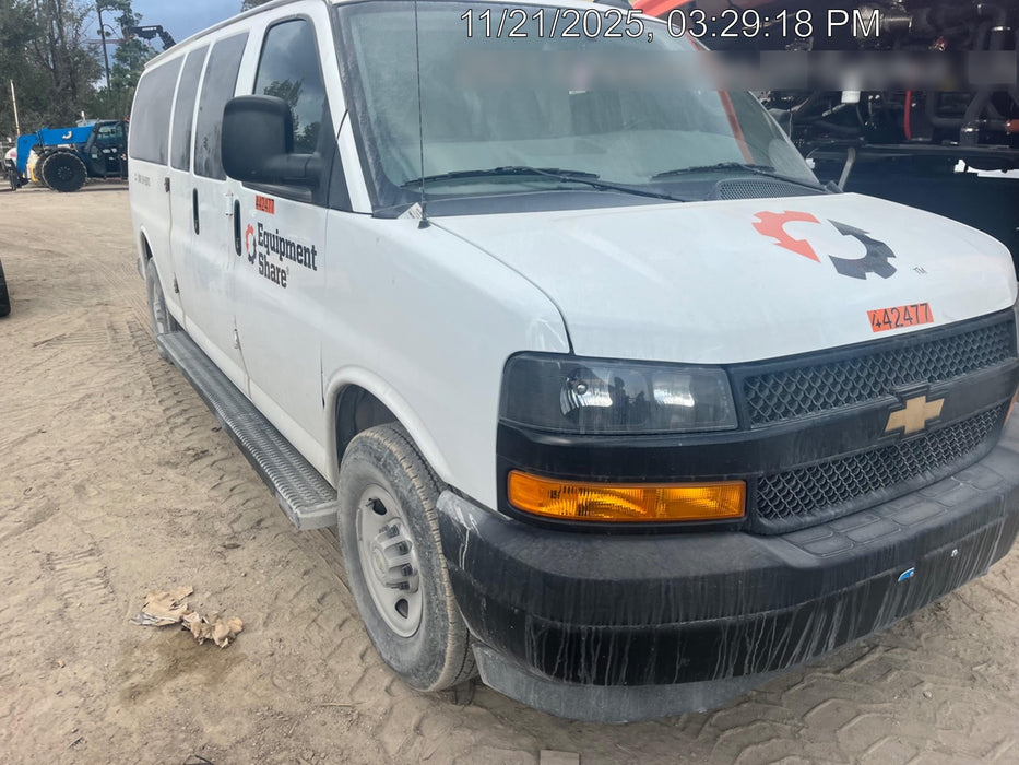 2024 CHEVROLET Express Van - Rental