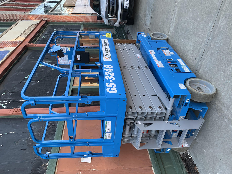 2020 Genie GS-3246 Standard, Folding full height swing gate